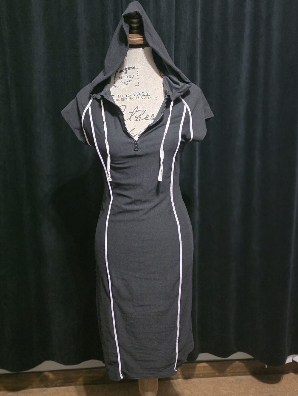 No Boundaries Black Hooded Bodycon Zip Dress L 11-13